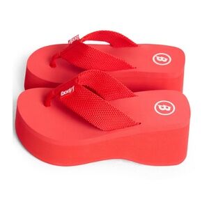 Body by Raven Tracy Platform flip flops red woven strap Womens 11 Fits 41 NIB
